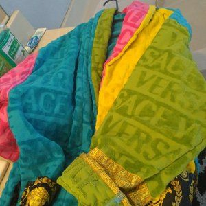 Beautiful VERSACE Robe!! AUTHENTIC